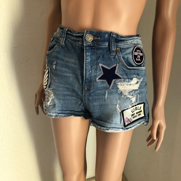 Express Jeans Women’s Size 8 Jeans Denim Shorts Embroidered Casual Regular-Fit - Picture 5 of 16